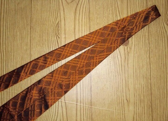 Brown Classic Cut Check Burberry Tie Great Condition - Picture 6 of 6